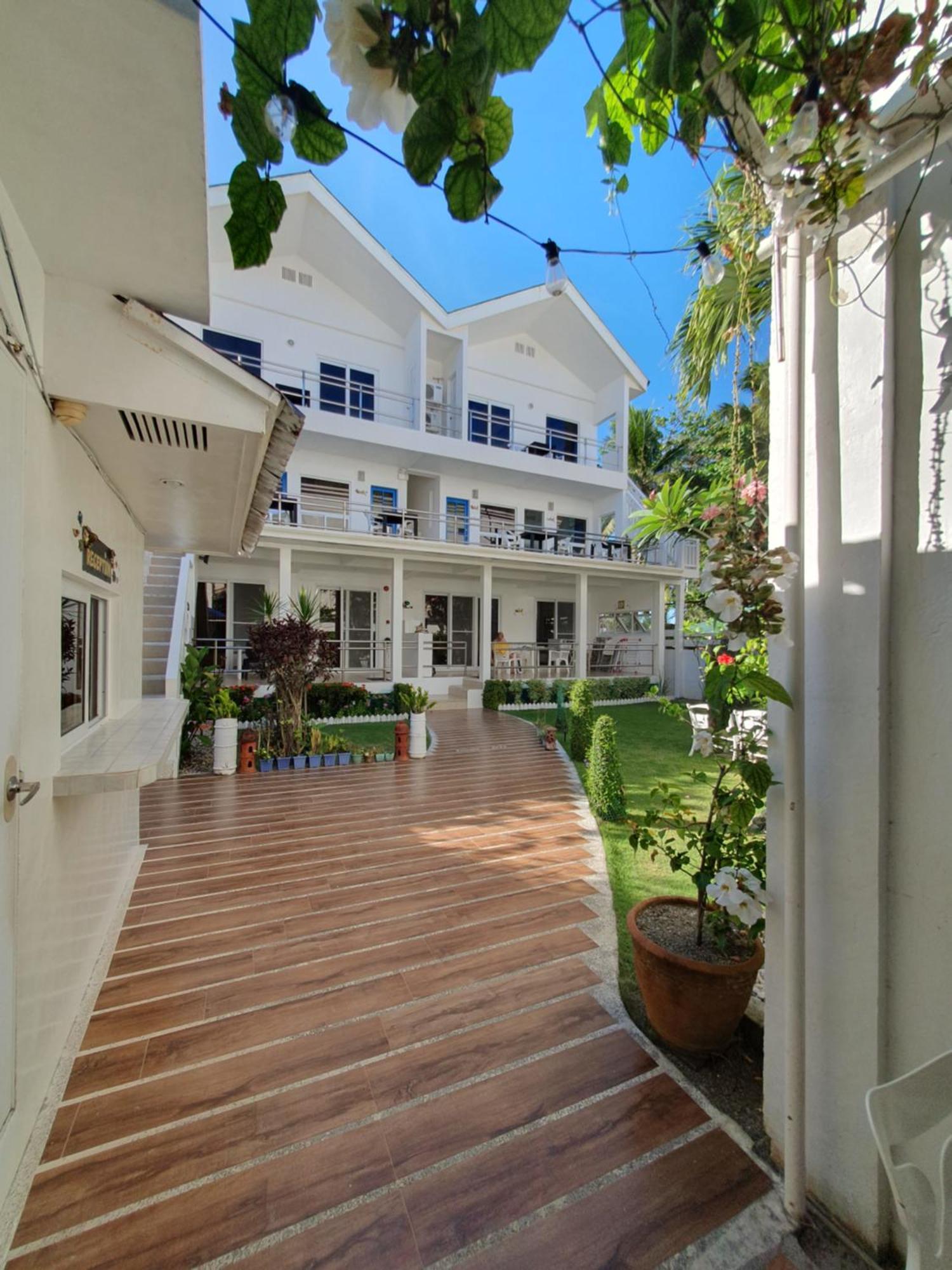 Clubboracay Apartelle Balabag  Εξωτερικό φωτογραφία