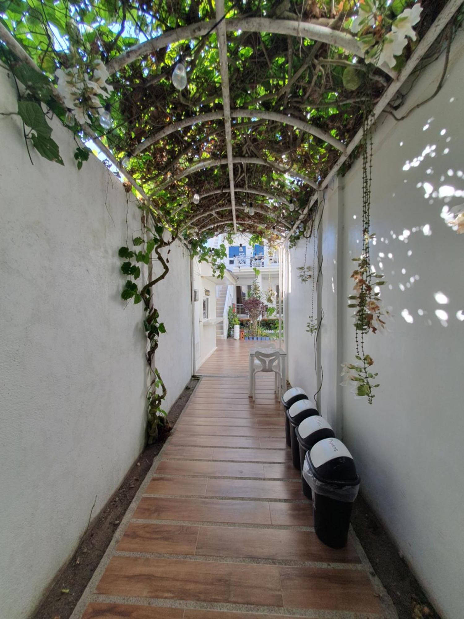 Clubboracay Apartelle Balabag  Εξωτερικό φωτογραφία